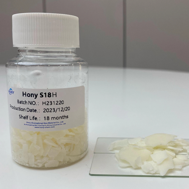  Biologisch abbaubares kationisches Tensid mit Stearamidopropyl-Dimethylamin zur Haarreinigung
