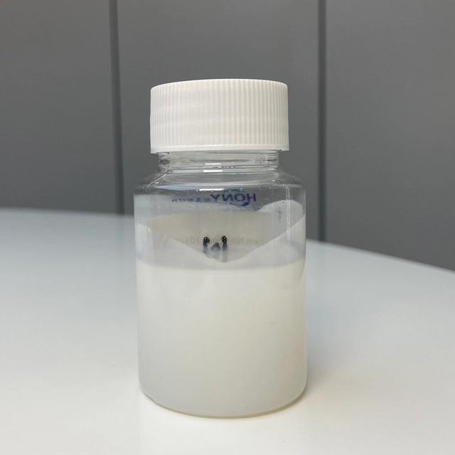 Industrieller, hochglänzender, flauschiger, leicht ausspülbarer kationischer Conditioner